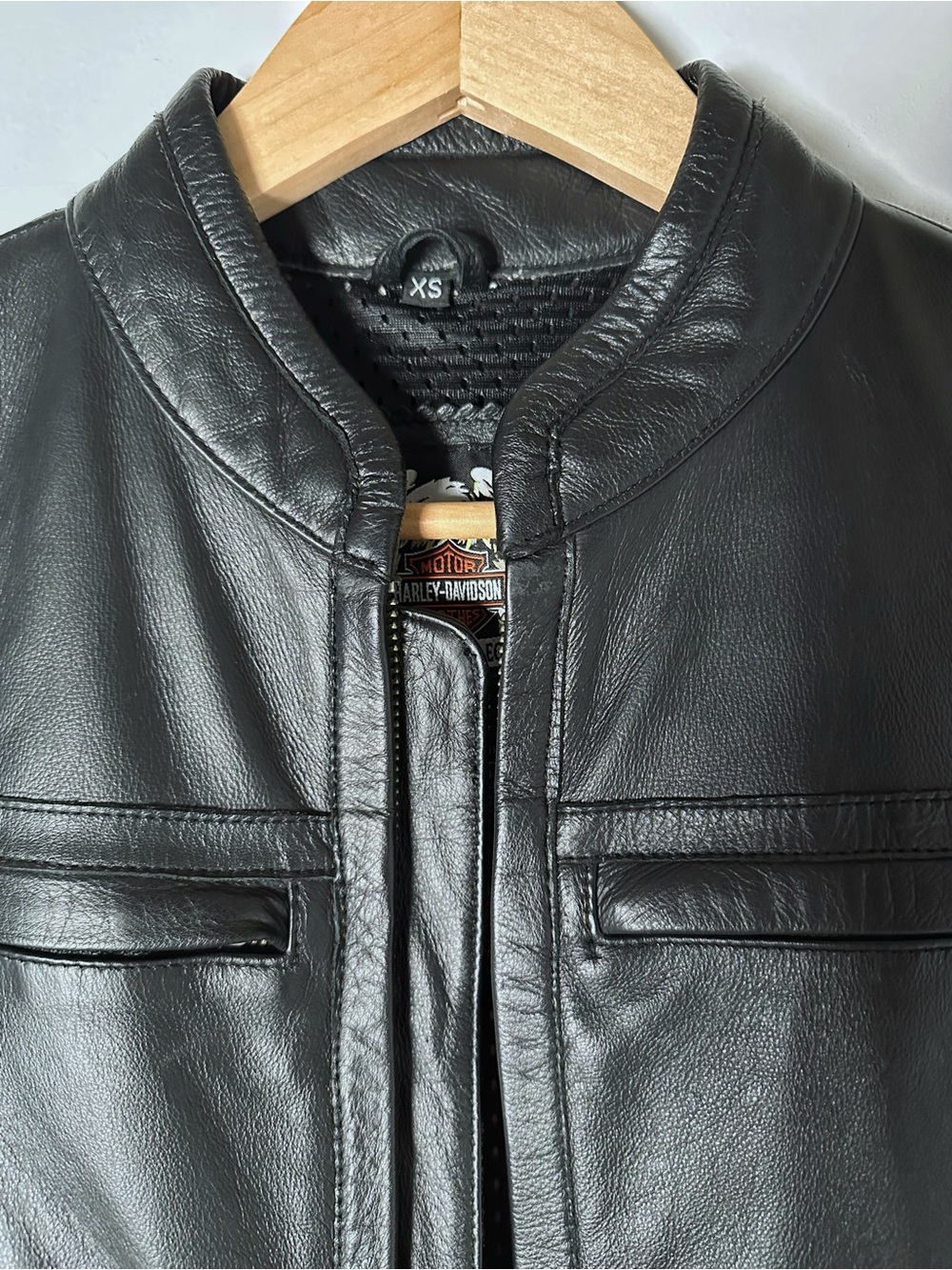 Authentic Harley-Davidson Vintage Leather Jacket (98156-03VW) - Women’s XS - Picture 6 of 16